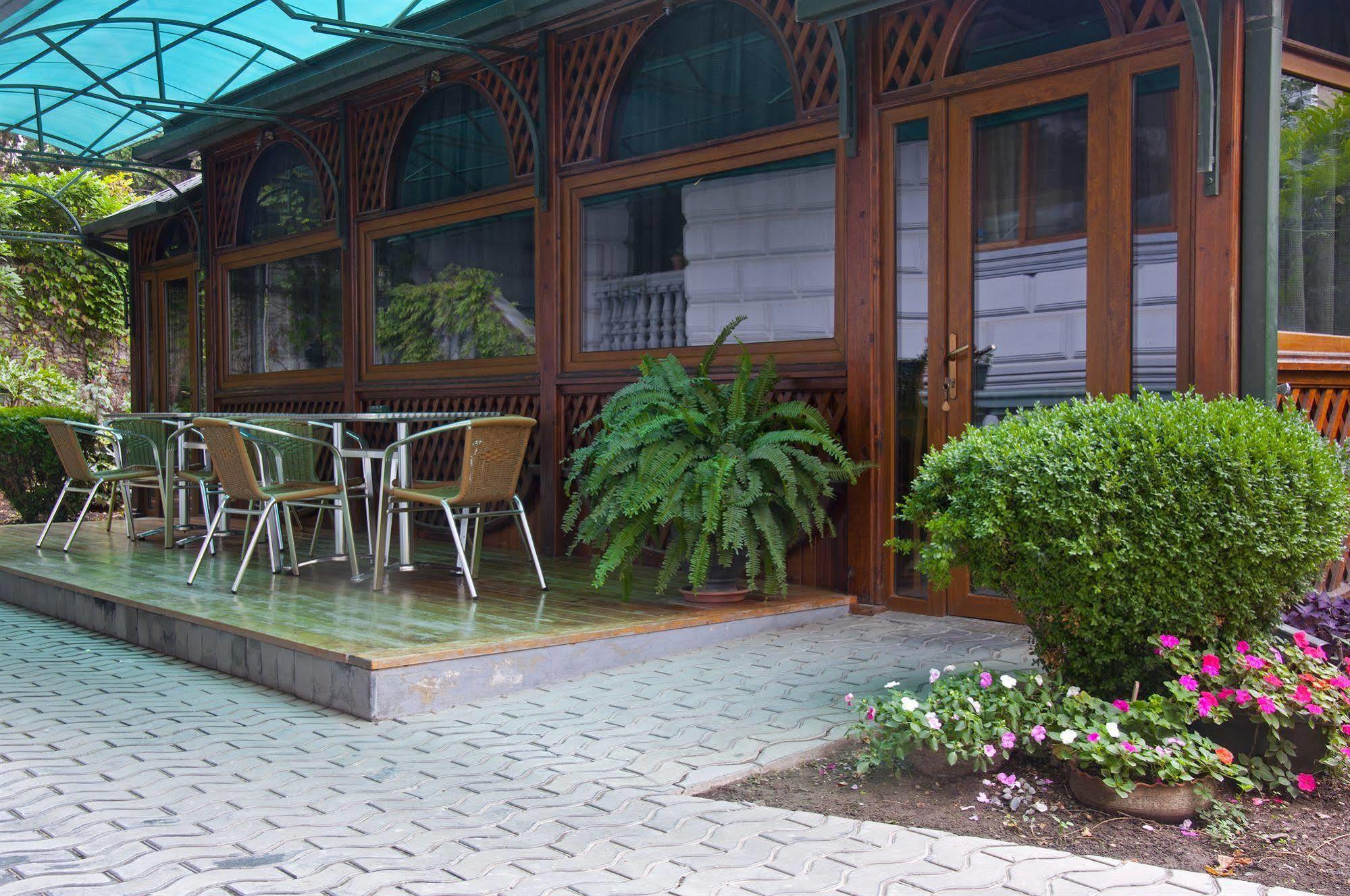 Tbilotel Tiflis Dış mekan fotoğraf